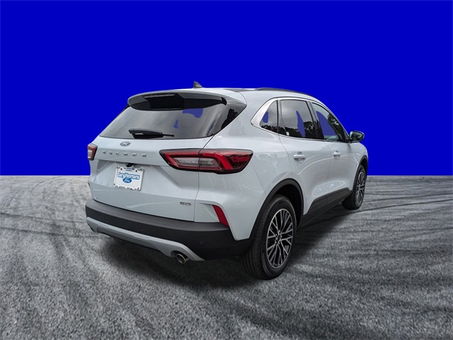 2026 Ford Escape Plug-In Hybrid photo 4