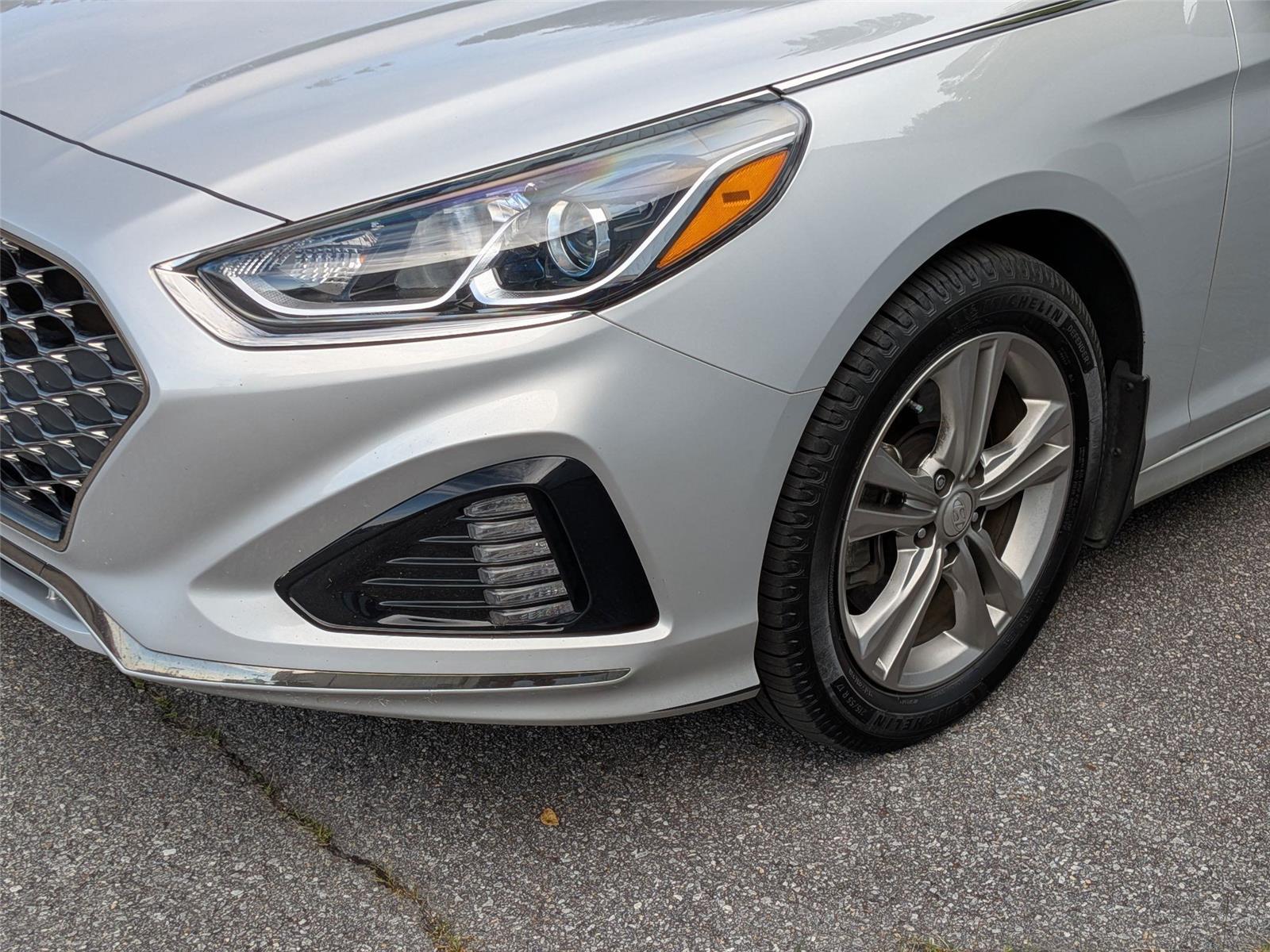 2019 Hyundai Sonata SEL photo 8