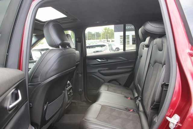 2023 Jeep Grand Cherokee Altitude X photo 17