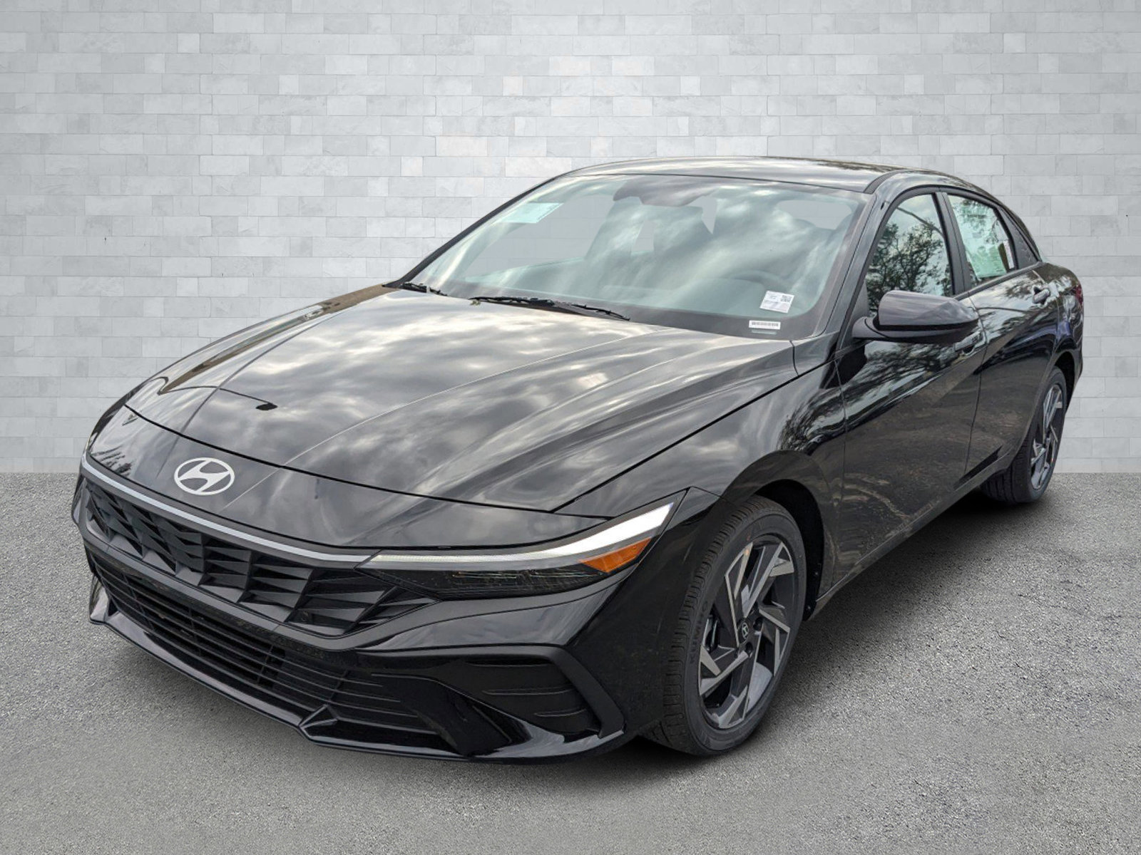 2025 Hyundai Elantra SEL Sport photo 8