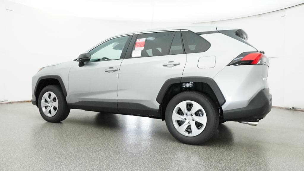 2025 Toyota RAV4 LE photo 12