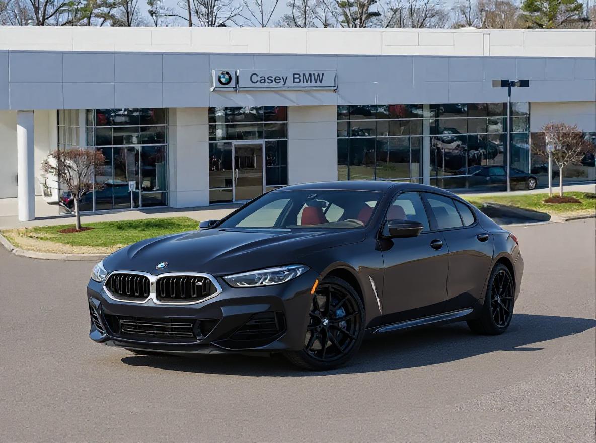 2026 BMW 8 Series M850i's photo