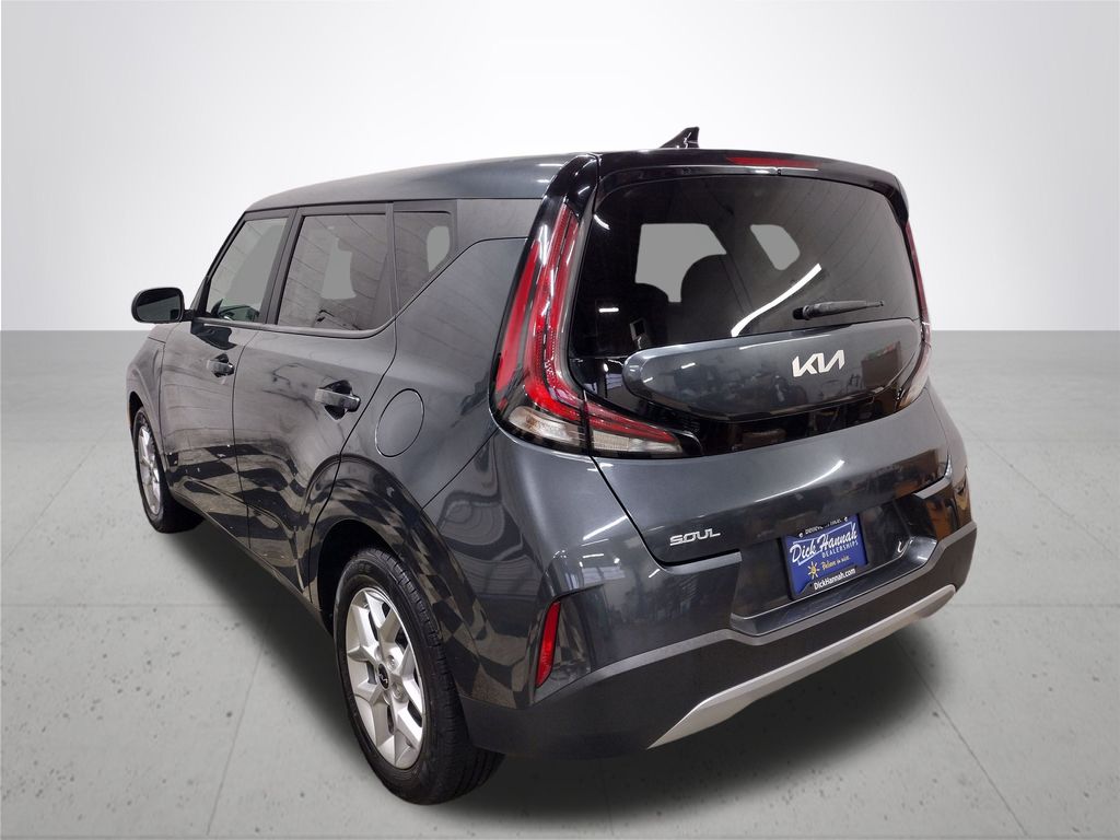 2023 Kia Soul LX photo 10