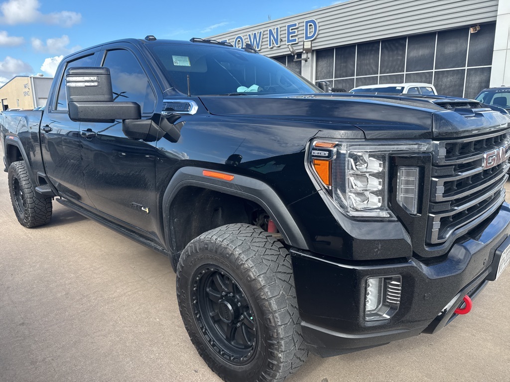 2022 GMC Sierra 2500HD AT4's photo
