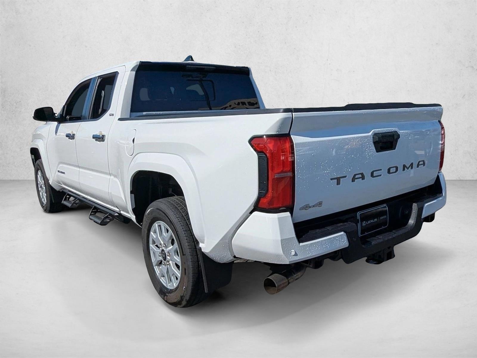 2024 Toyota Tacoma SR5 photo 7
