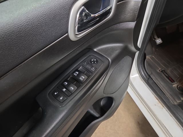 2018 Jeep Grand Cherokee Altitude photo 7