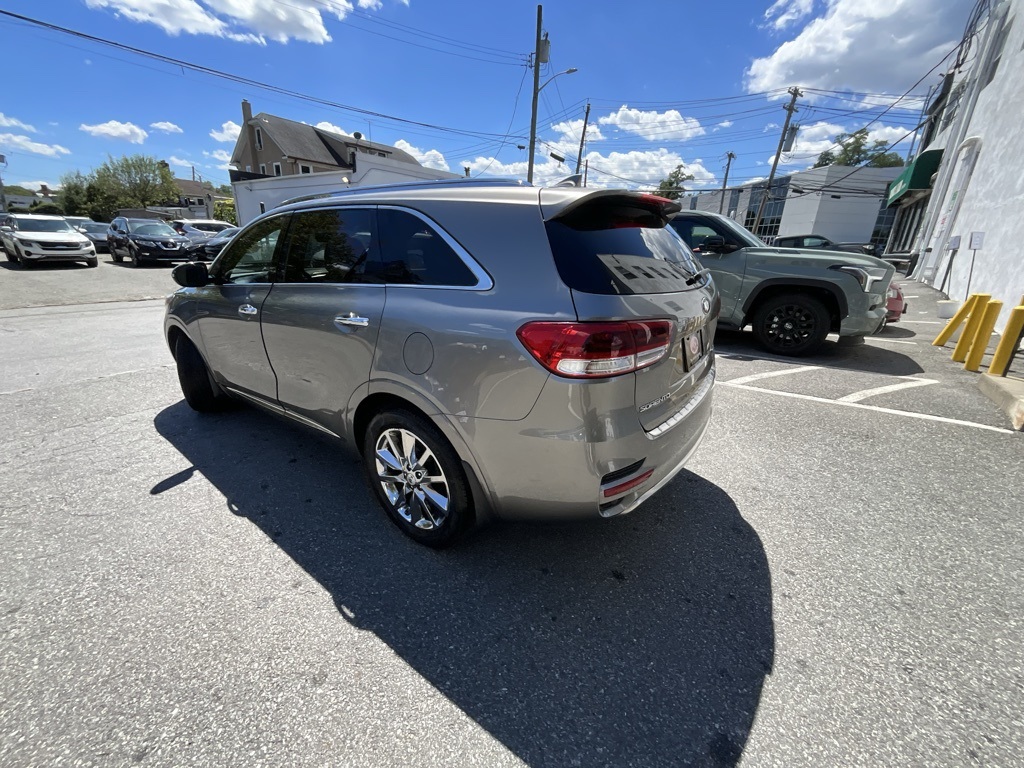 2016 Kia Sorento SX Limited photo 4