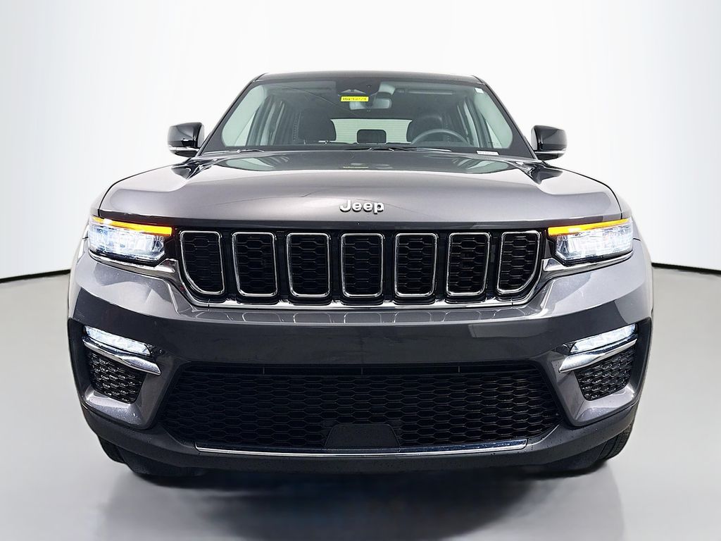 2023 Jeep Grand Cherokee Limited photo 2