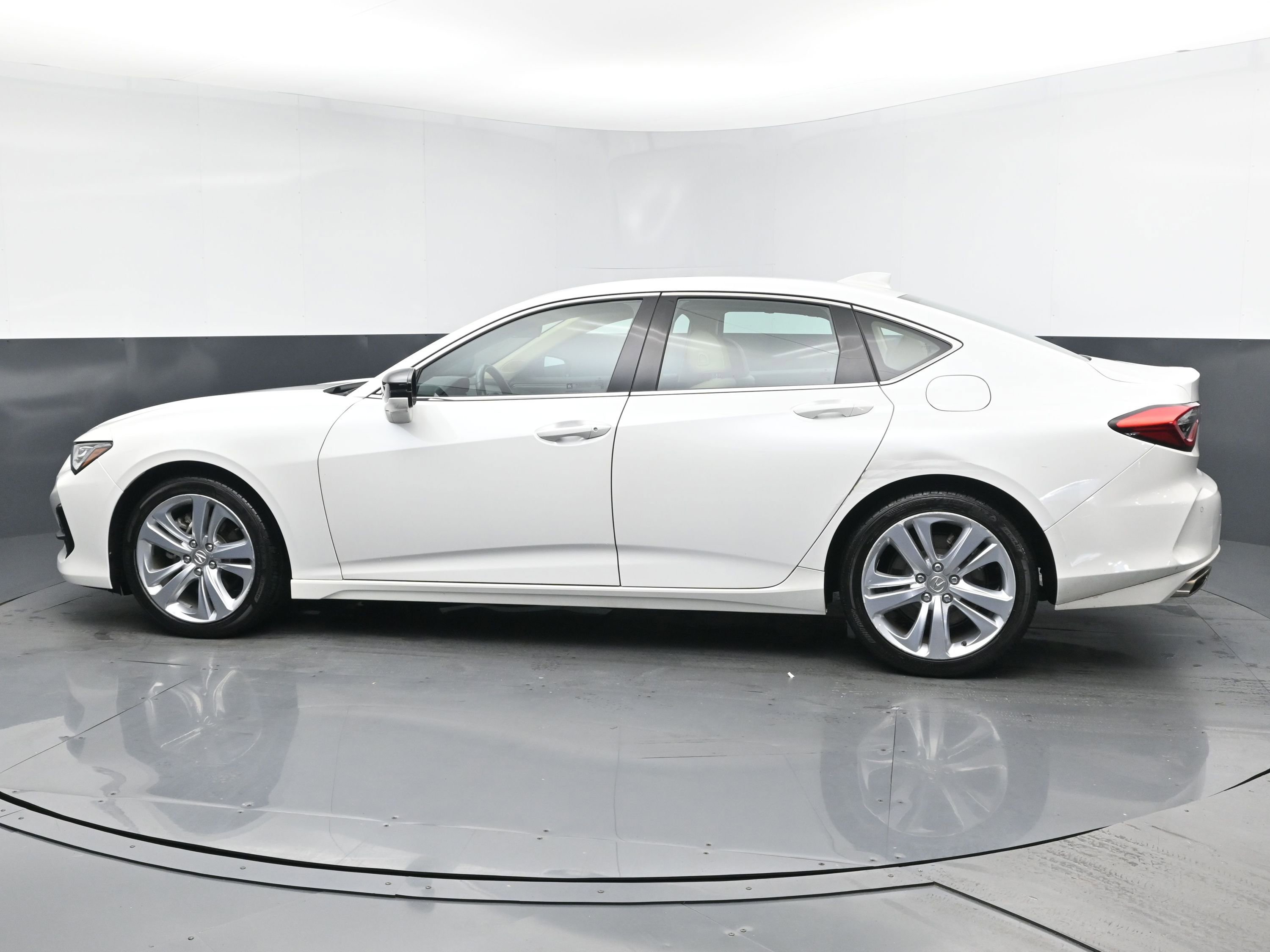 2022 Acura TLX Technology photo 4