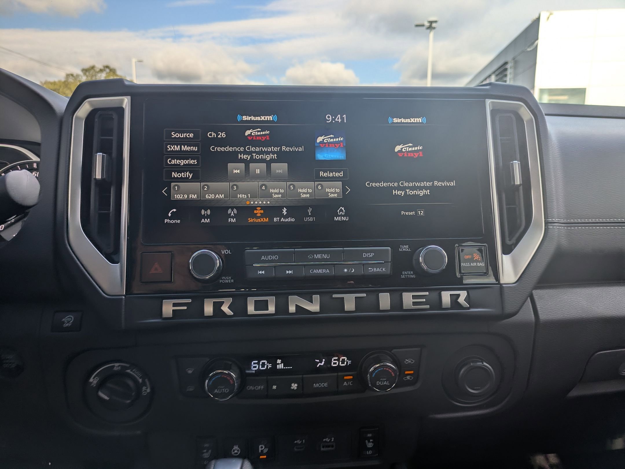 2026 Nissan Frontier SV photo 14