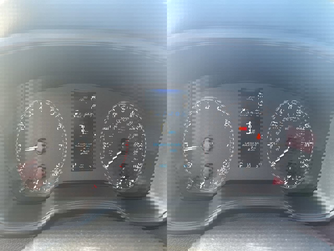 2025 Toyota Corolla LE photo 15