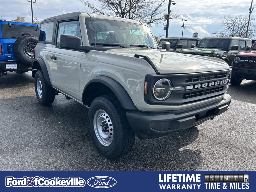 2025 Ford Bronco 2-Door Base's photo