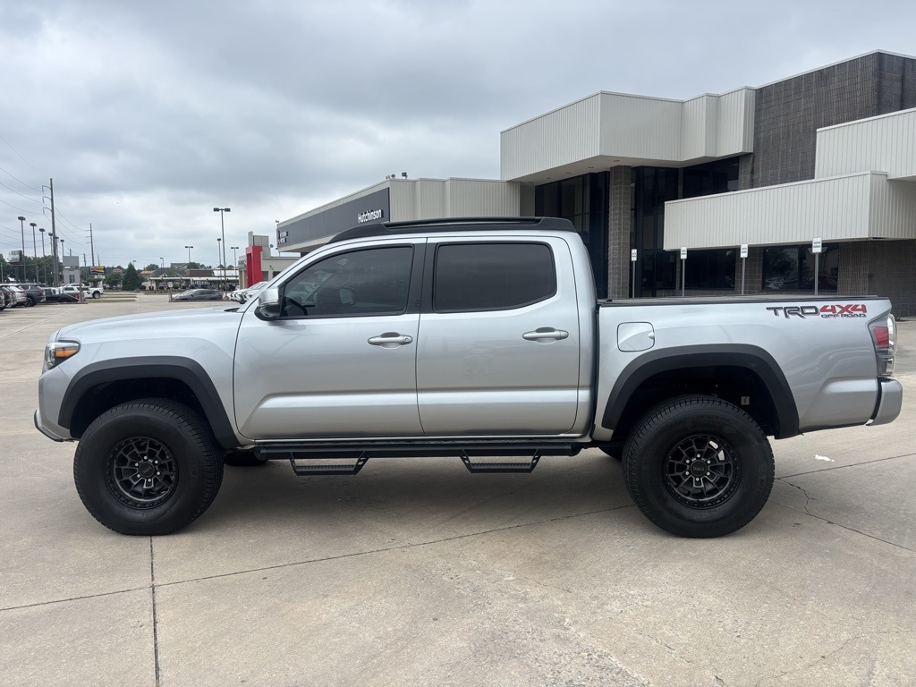 2023 Toyota Tacoma TRD Off-Road photo 4