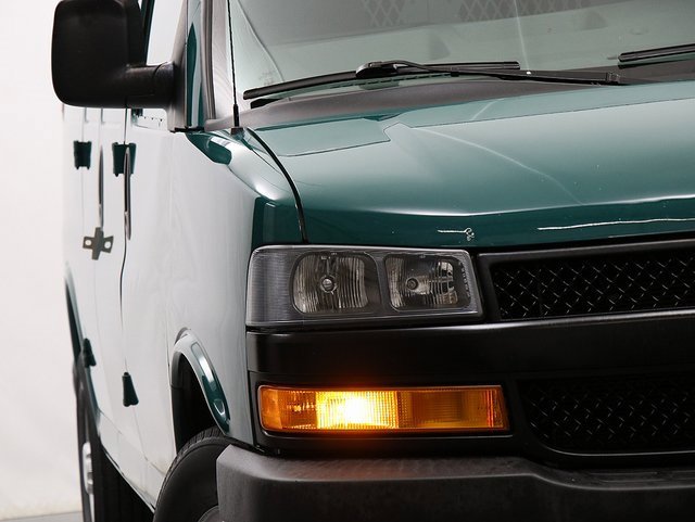 2019 Chevrolet Express Cargo 3500 photo 4