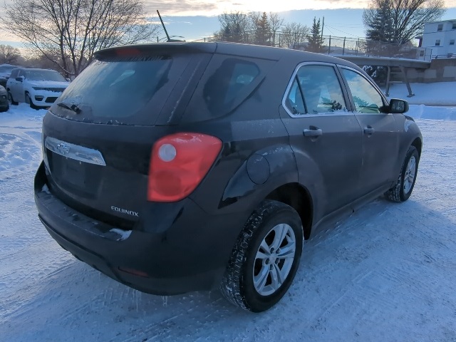 2015 Chevrolet Equinox LS photo 4