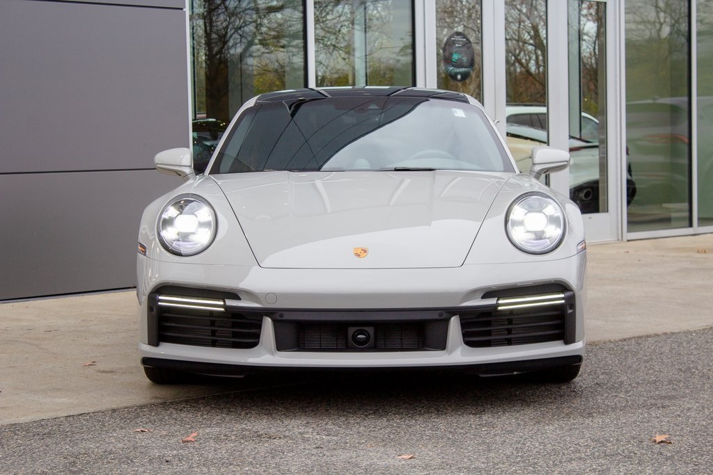 2022 Porsche 911 Turbo photo 2