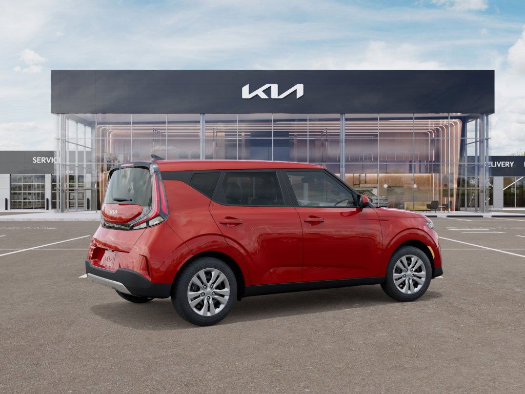 2025 Kia Soul LX photo 6