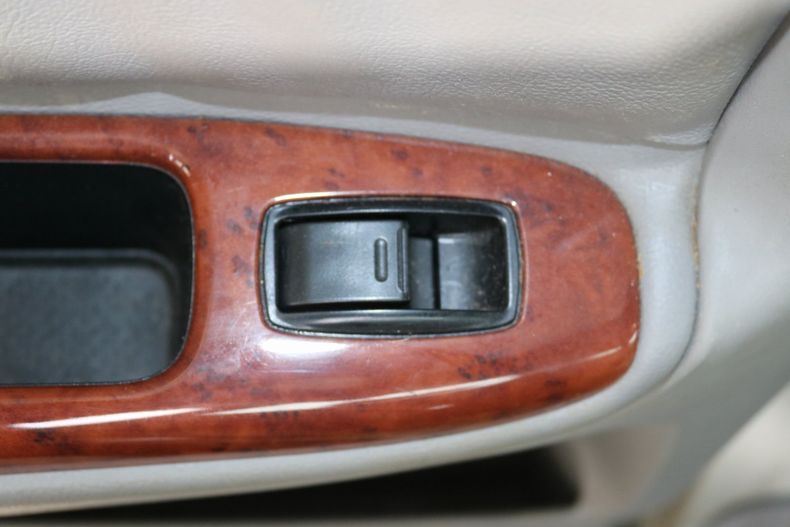 2005 Toyota Camry XLE photo 18