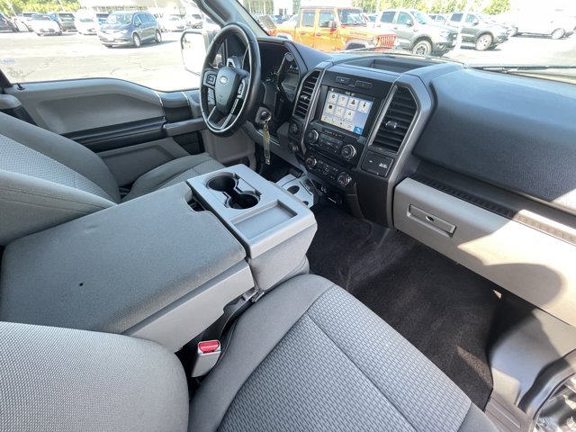 2017 Ford F-150 XLT photo 33