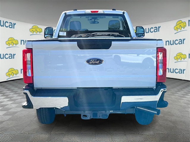 2025 Ford F-250 photo 4