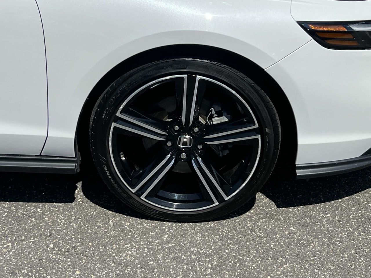 2023 Honda Accord Hybrid Sport photo 5