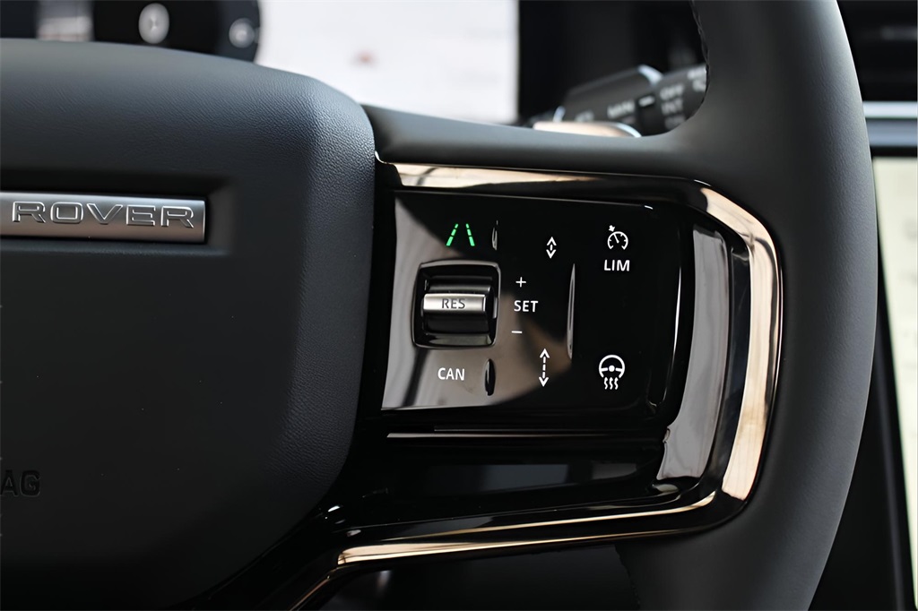 2026 Land Rover Range Rover Evoque S photo 20