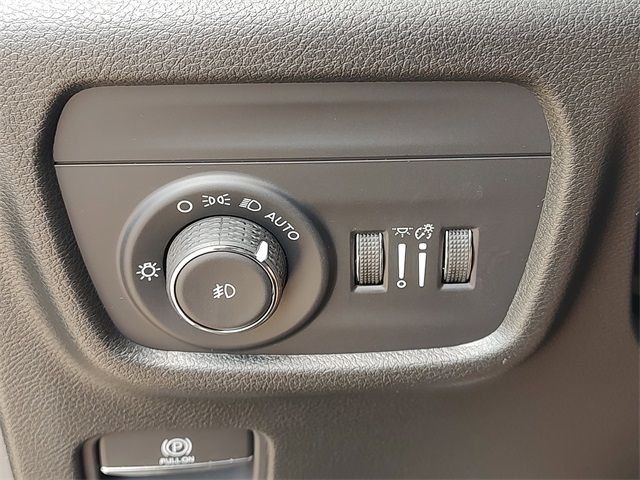 2025 Jeep Grand Cherokee Limited photo 22