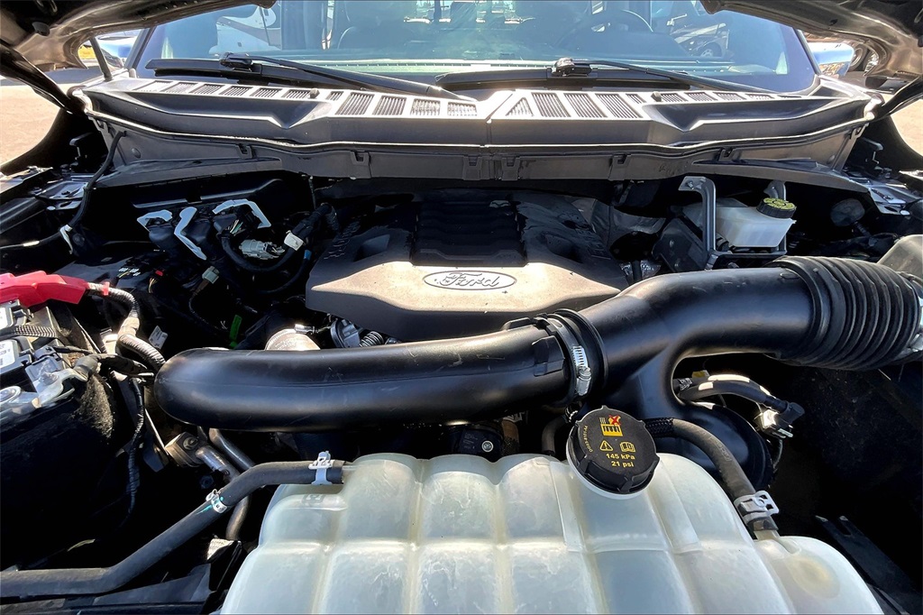 2021 Ford F-150 Lariat photo 10