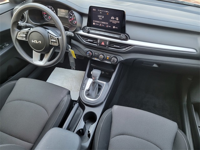 2024 Kia Forte LXS photo 31