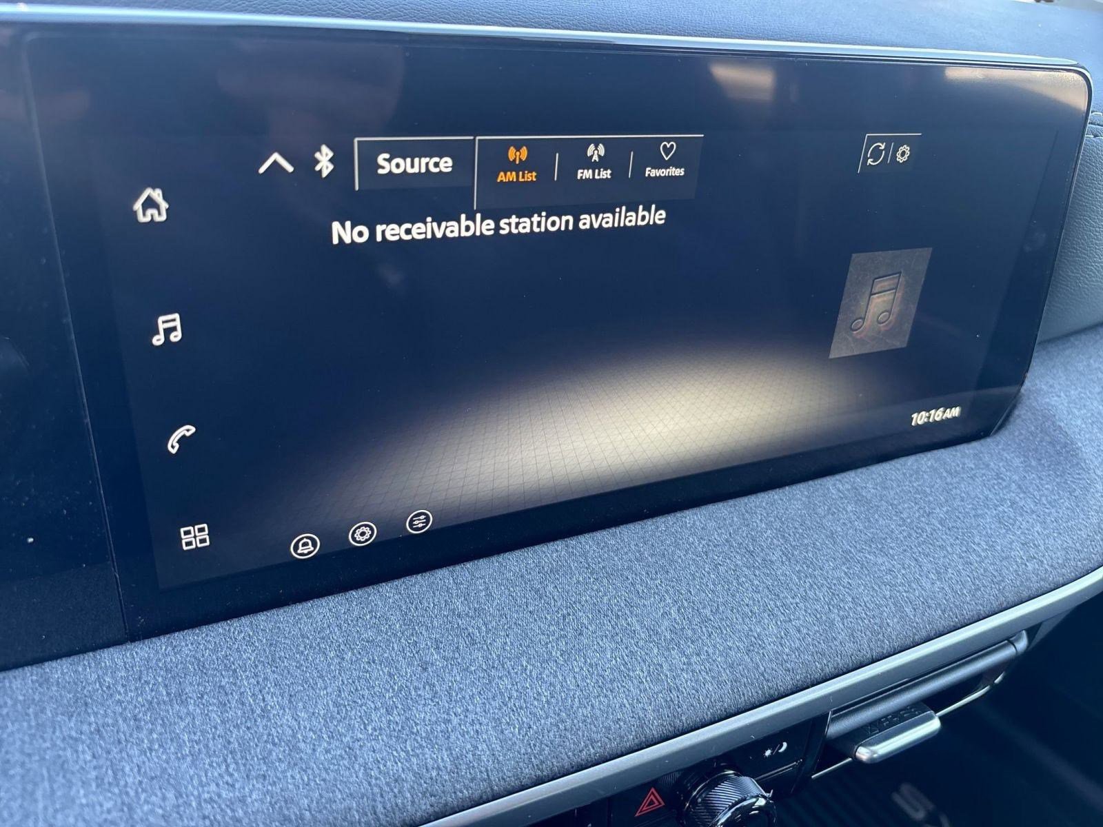 2026 Nissan Kicks SV photo 24