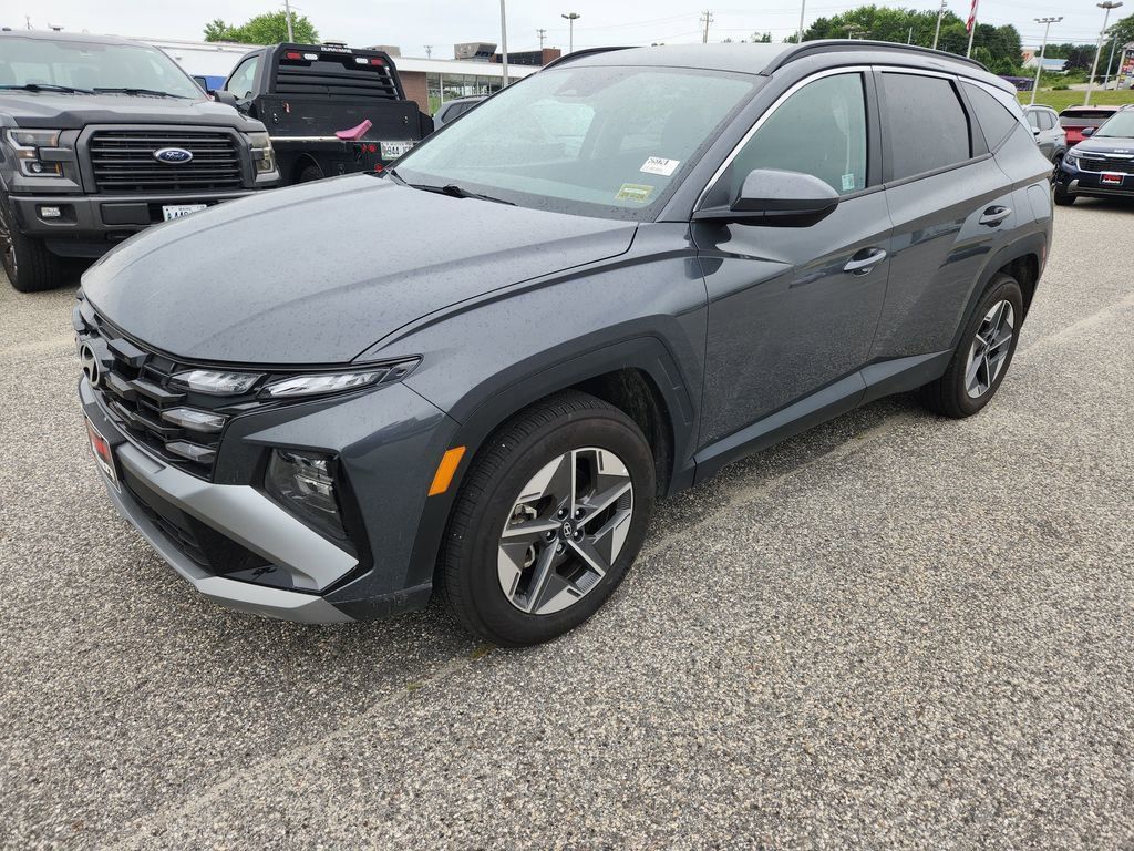 2025 Hyundai Tucson SEL photo 3
