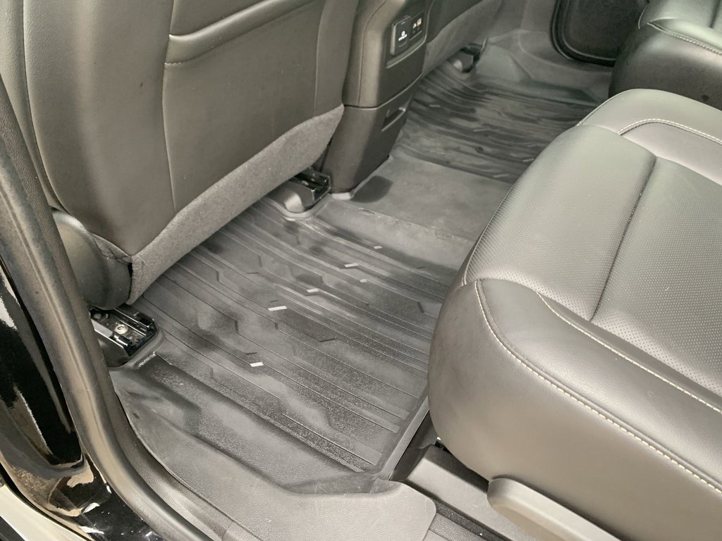 2023 Gmc Acadia SLT photo 24