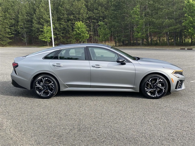 2025 Kia K5 GT-Line photo 2