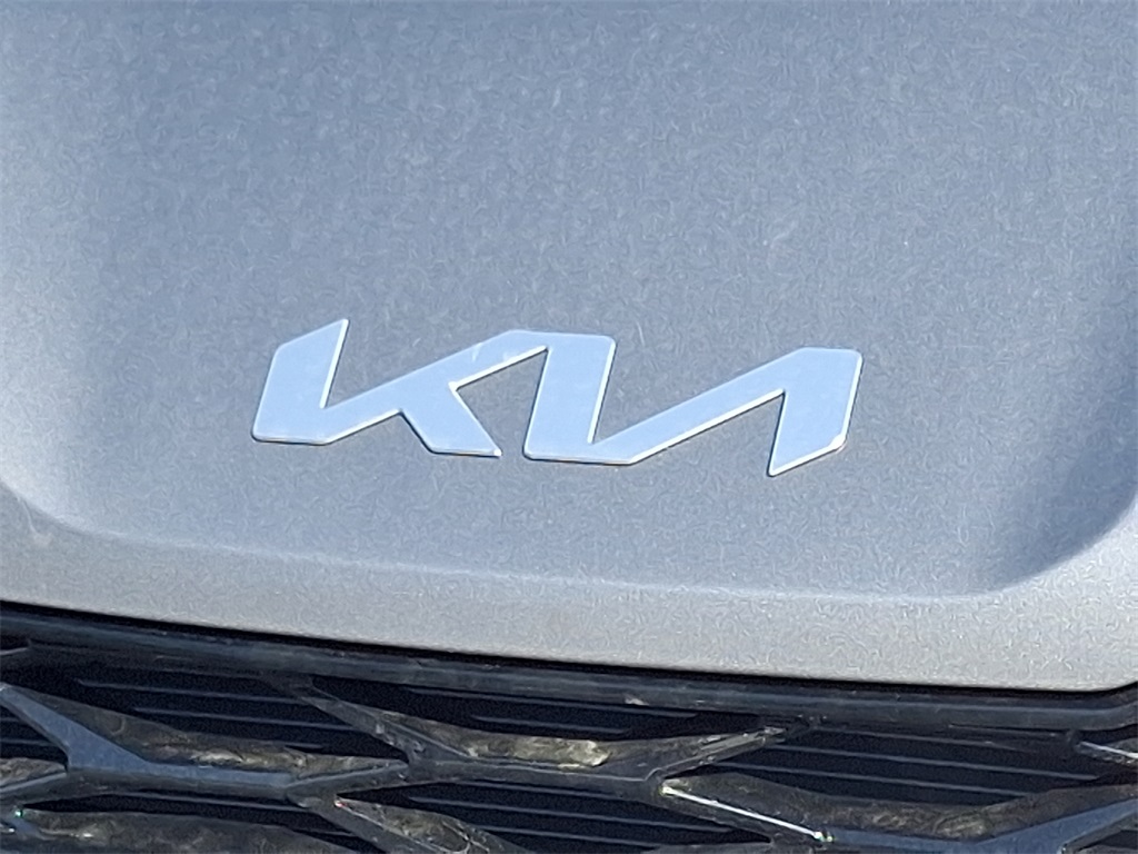 2025 Kia K5 GT-Line photo 22