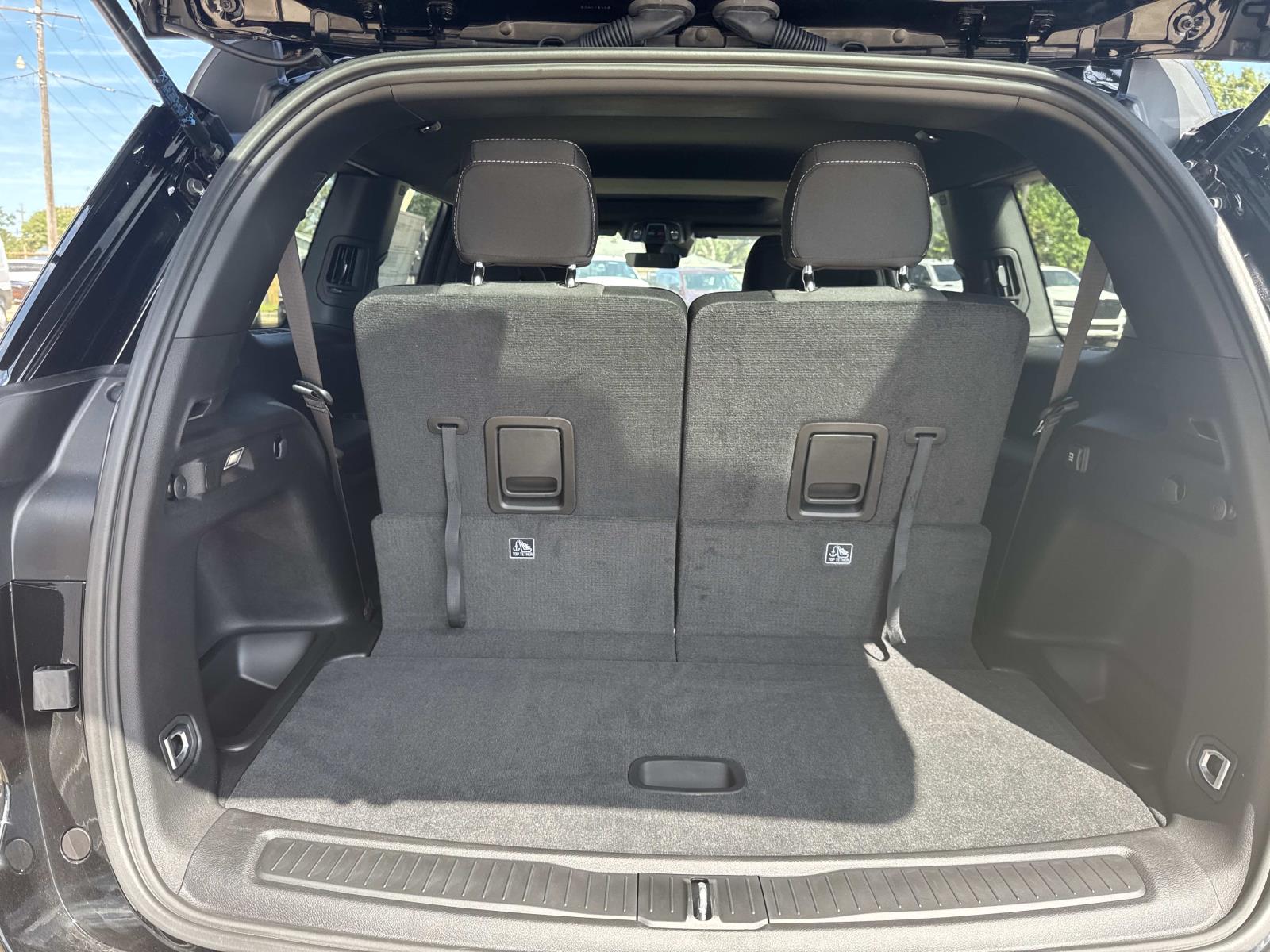 2025 Jeep Grand Cherokee Laredo X photo 4
