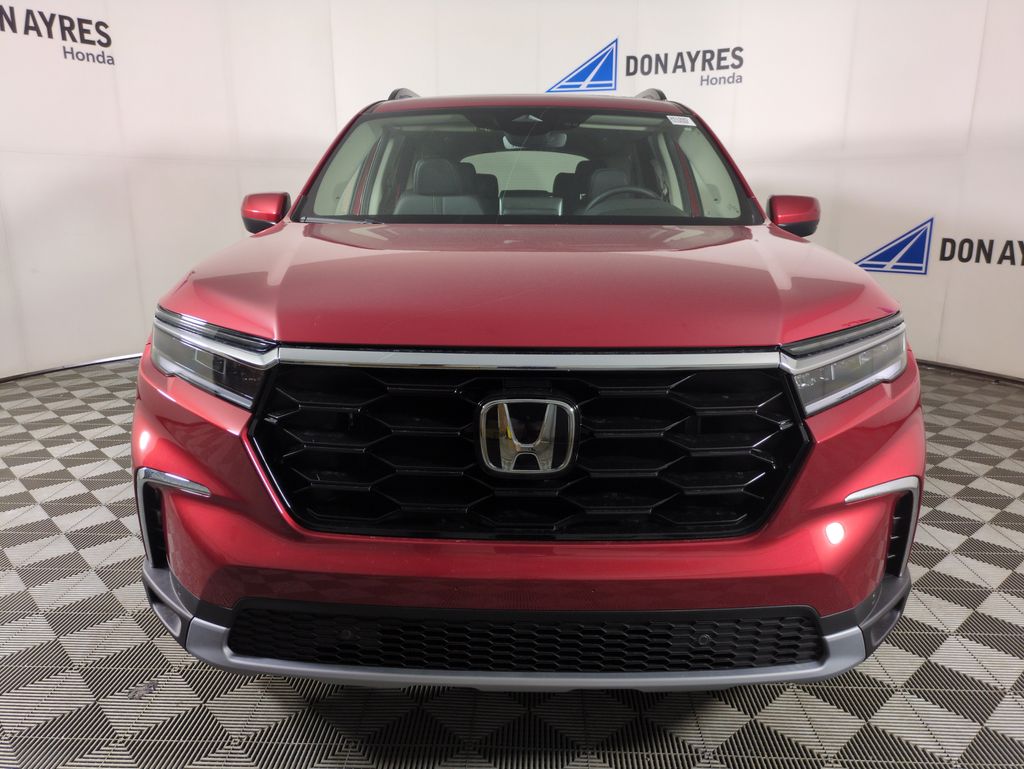 2025 Honda Pilot Touring photo 8