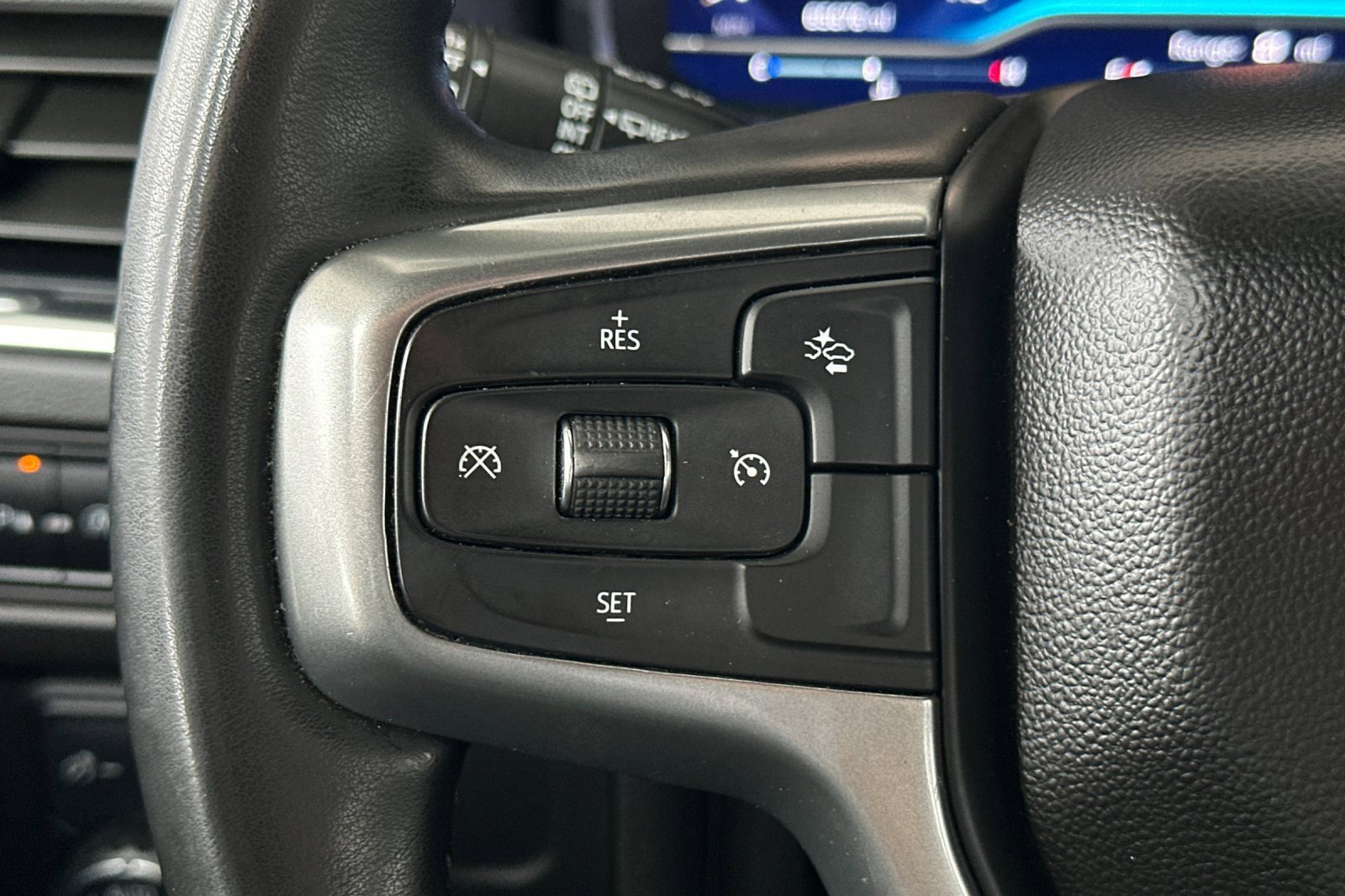 2023 Chevrolet Tahoe LT photo 30