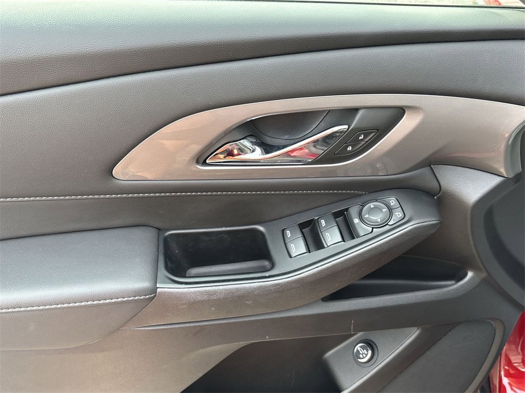 2024 Chevrolet Traverse Cloth photo 11