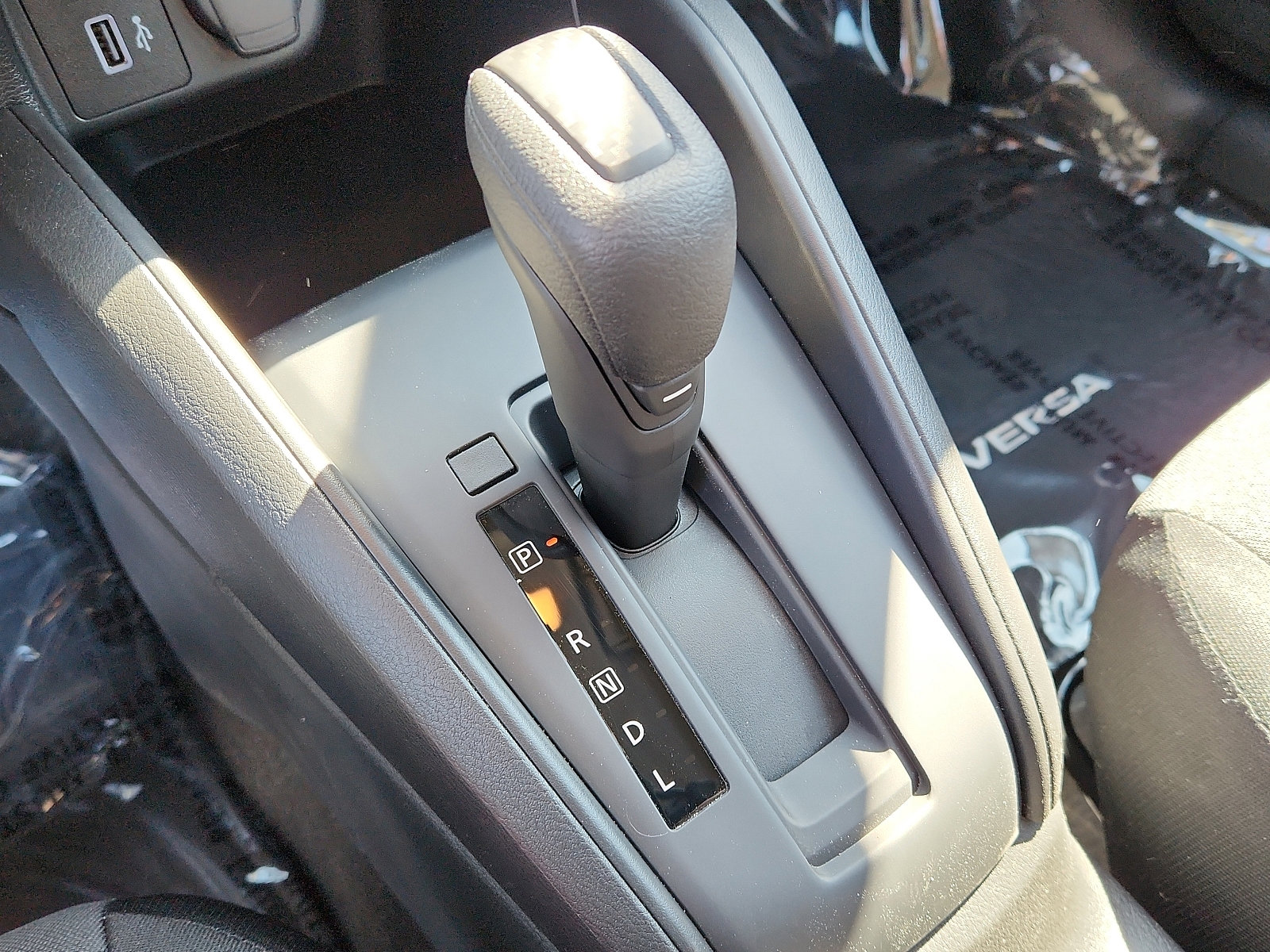 2025 Nissan Versa S photo 8
