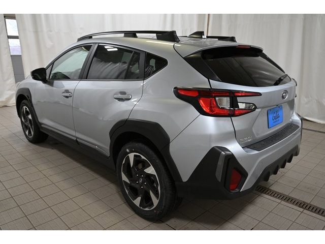 2025 Subaru Crosstrek Limited photo 9