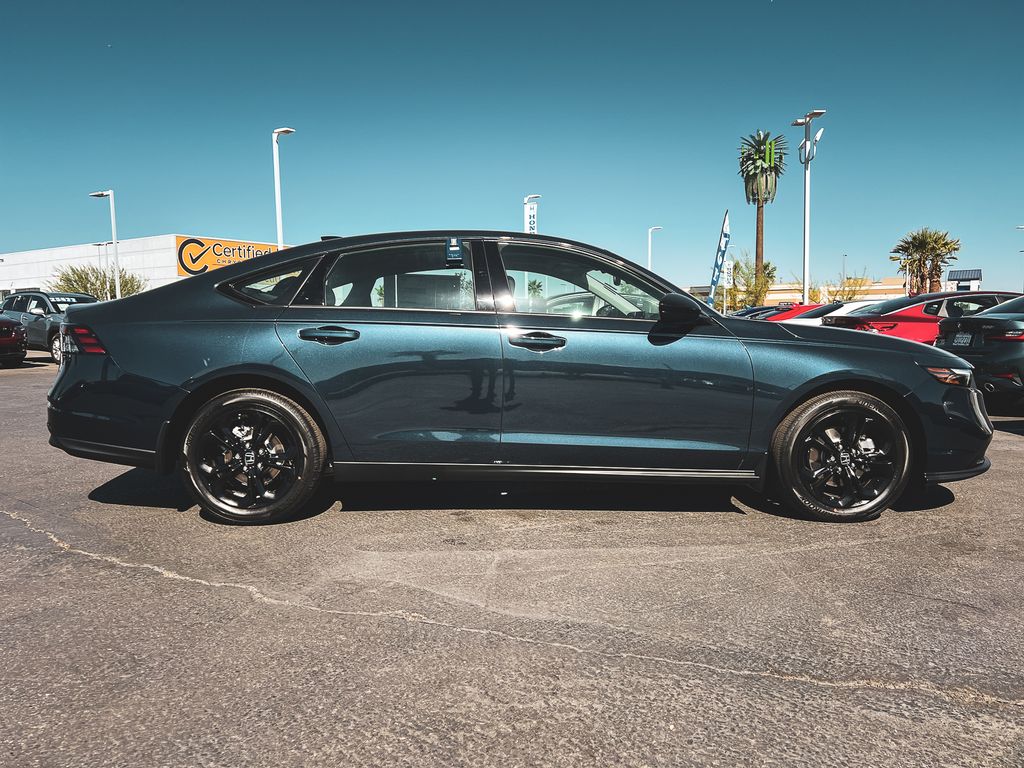 2025 Honda Accord SE photo 2