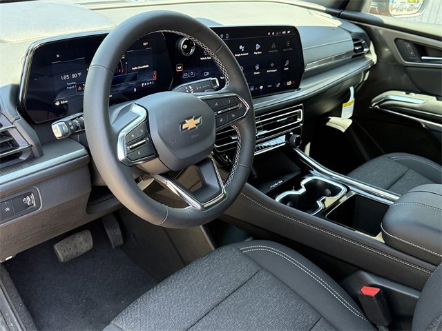 2026 Chevrolet Traverse photo 14