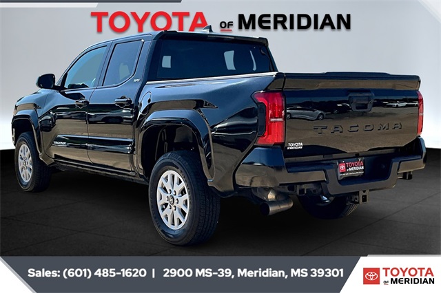 2024 Toyota Tacoma SR5 photo 2