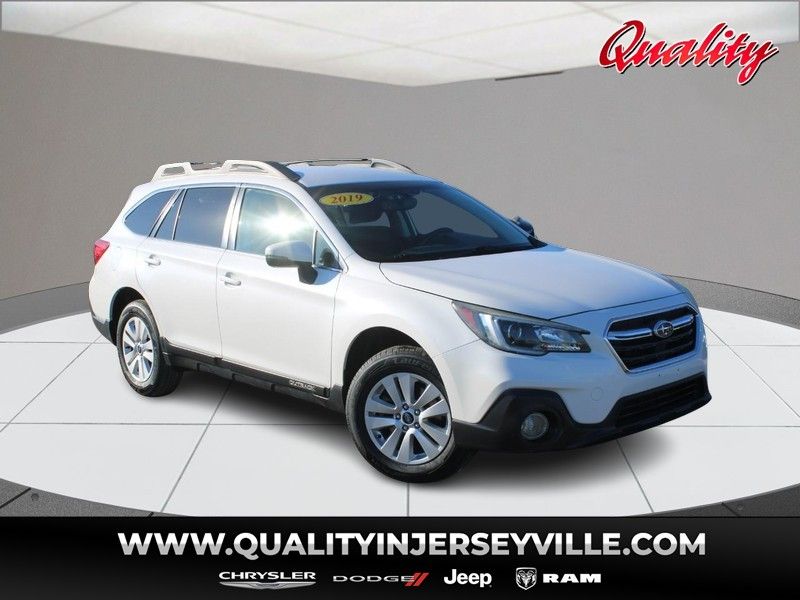 2019 Subaru Outback Premium's photo