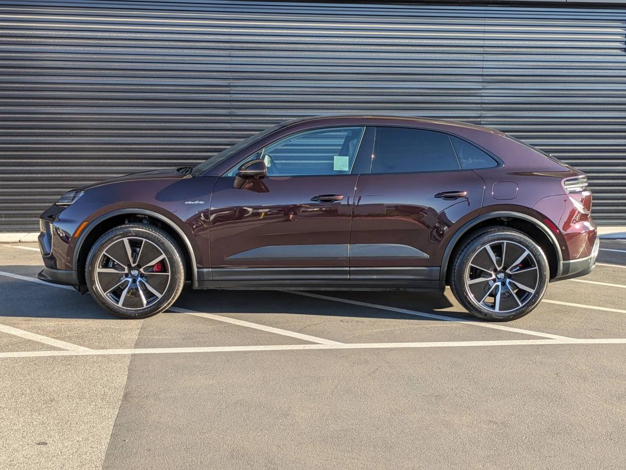 Certified 2025 Porsche Macan S with VIN WP1AB2XA6SL153648 for sale in Thousand Oaks, CA