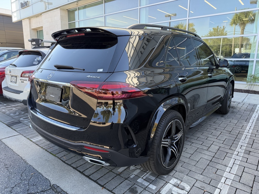 2025 Mercedes Benz GLE 450 4MATIC photo 4