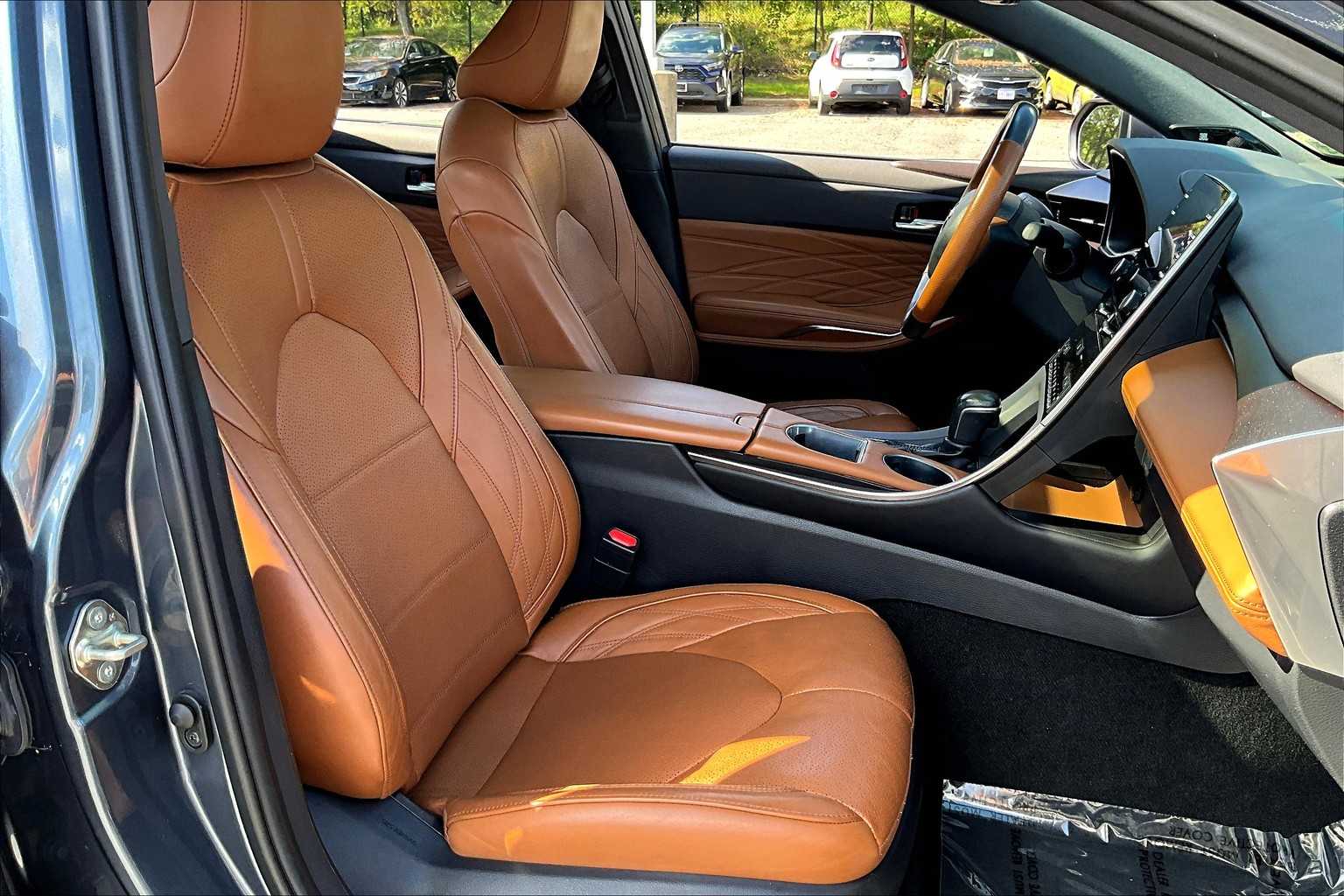 2020 Toyota Avalon Limited photo 8