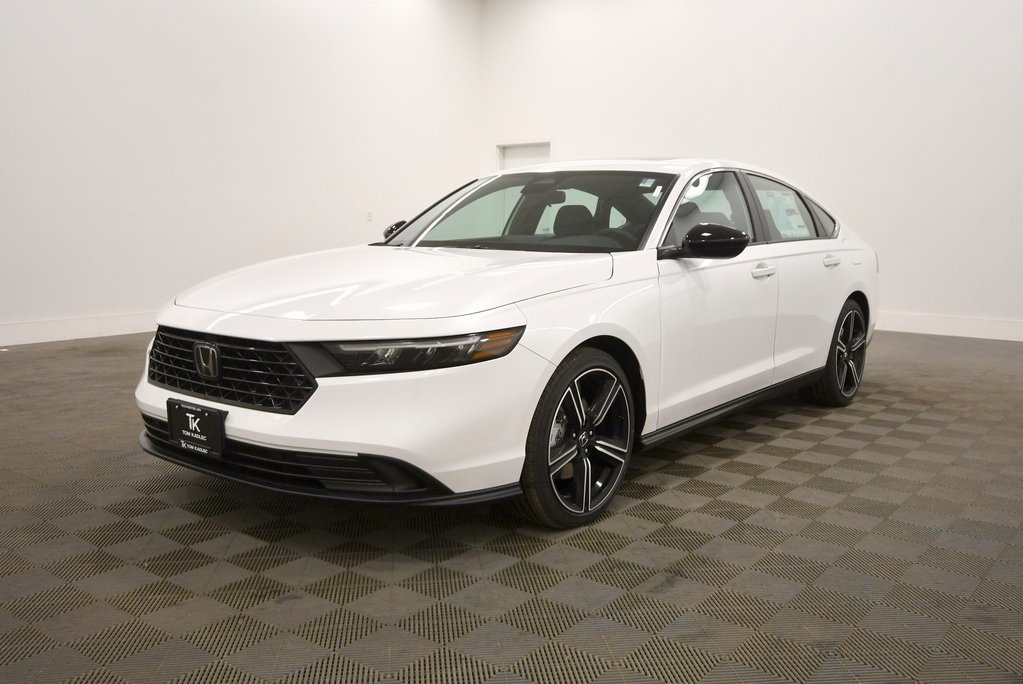 2025 Honda Accord Hybrid Sport photo 2