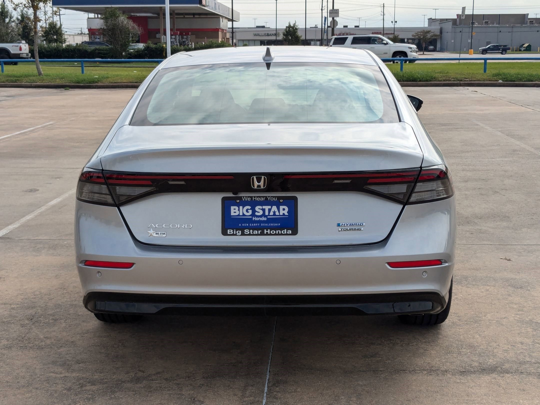 2025 Honda Accord Hybrid Touring photo 5