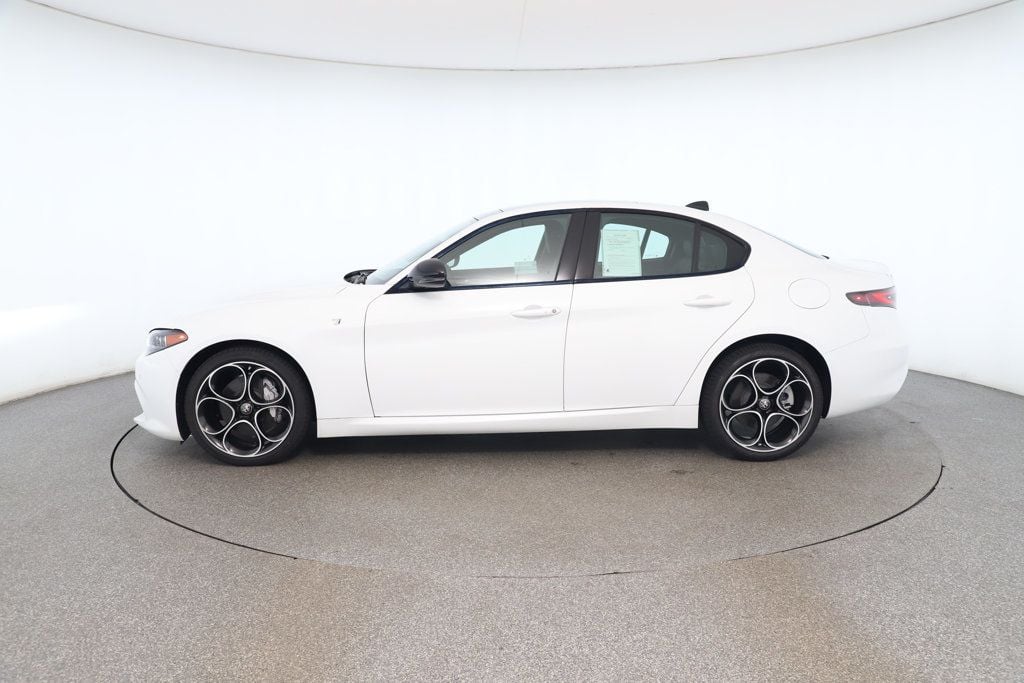 Used 2024 Alfa Romeo Giulia Ti - A069c57a57d2448190157ae784d1b8af 